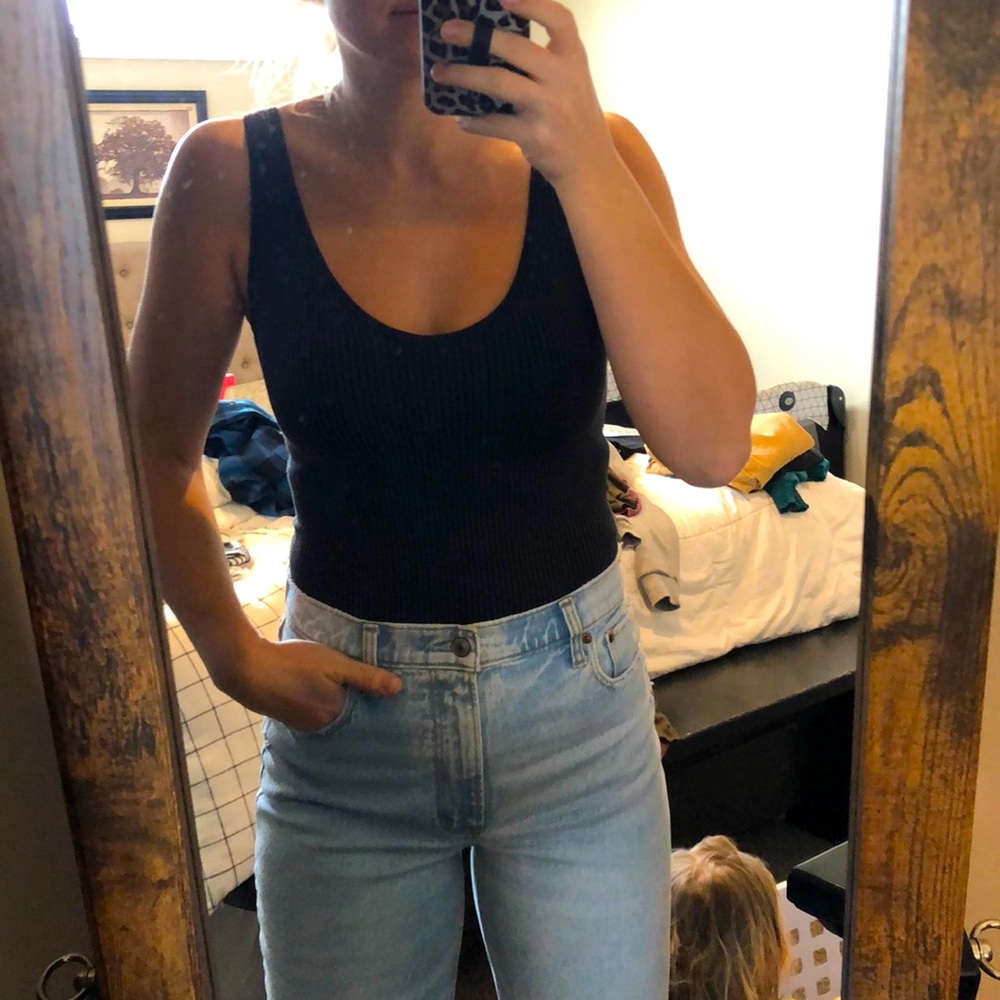 Ribbed body suit
